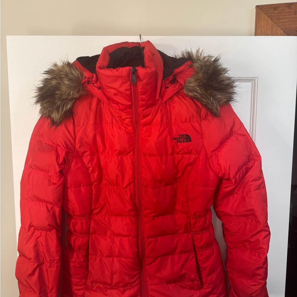 The North Face Women's Red Puffer Jacket 550
